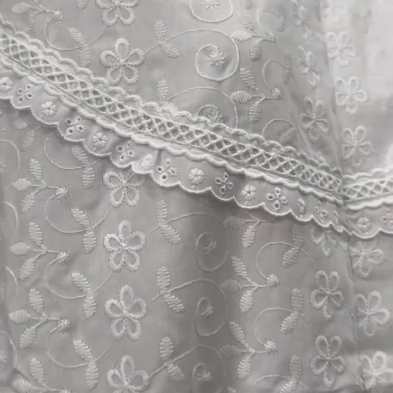 White Cotton Abaya Dress with Elegant Embroidery for Umrah Omra & Hajj - Elegant Design for Hajj and Umrah Pilgrims