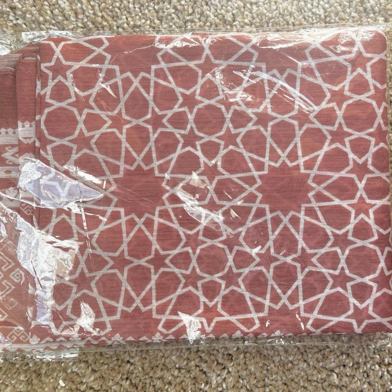 Shimmering Printed Shawl Hijab for Ramadan Eid - Elegant Design with Colorful Patterns, Lightweight Women's Hijab, Easy to Wear and Wash