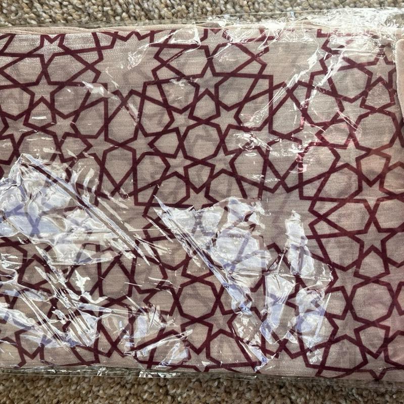 Shimmering Printed Shawl Hijab for Ramadan Eid - Elegant Design with Colorful Patterns, Lightweight Women's Hijab, Easy to Wear and Wash