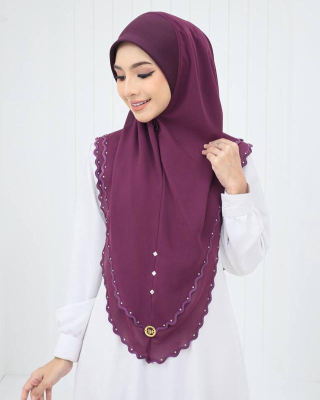Instant Two-Layer Lace Chiffon Hijab with Stones