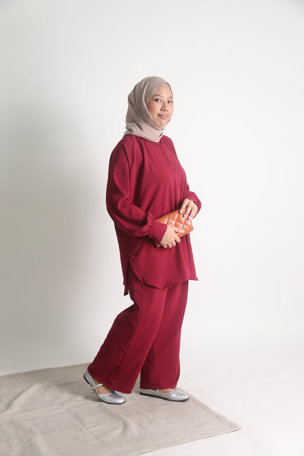 Women's Ironless 2 Pieces Outfit Set (Red)