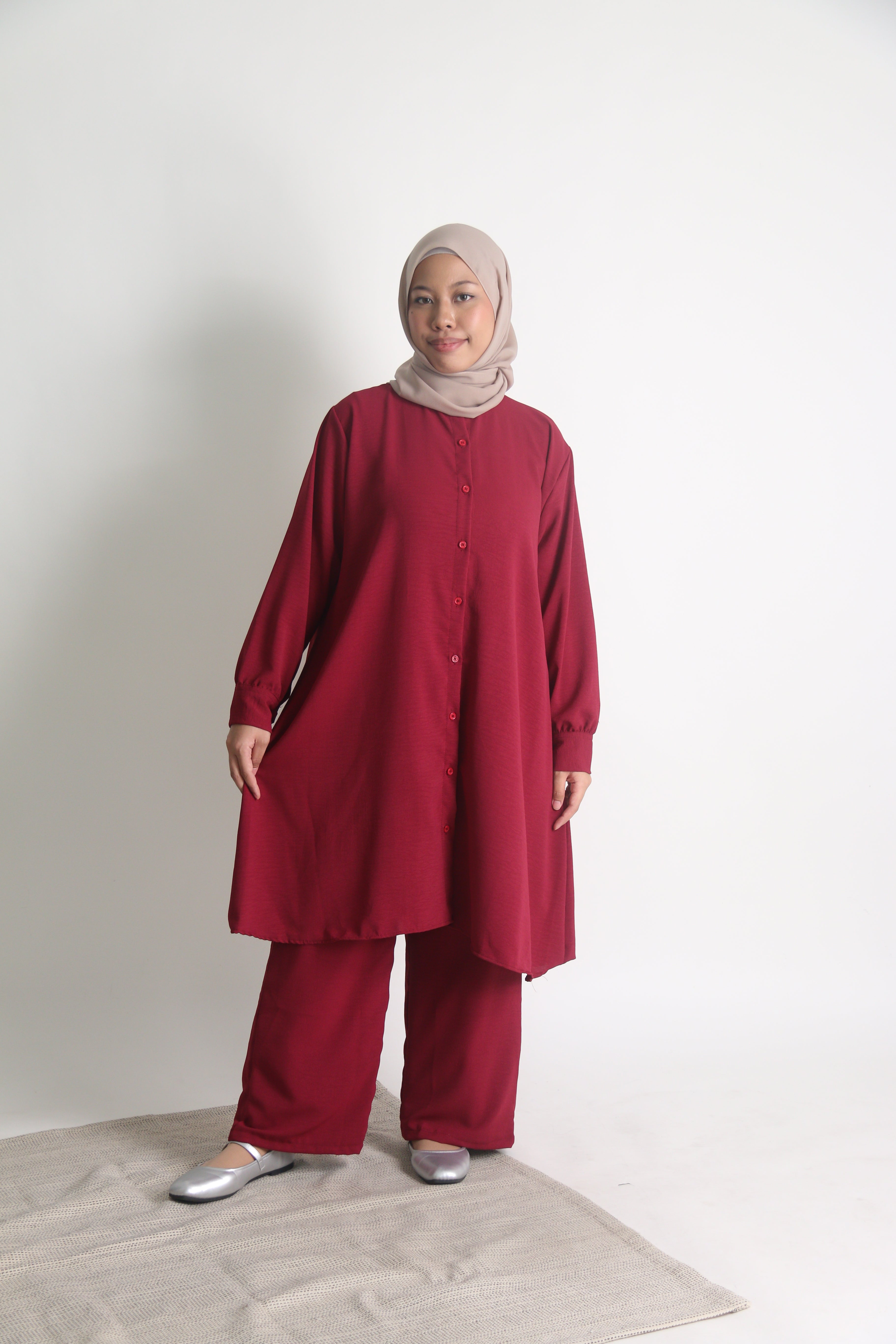 Women's Ironless 2 Pieces Outfit Long Set (Red)