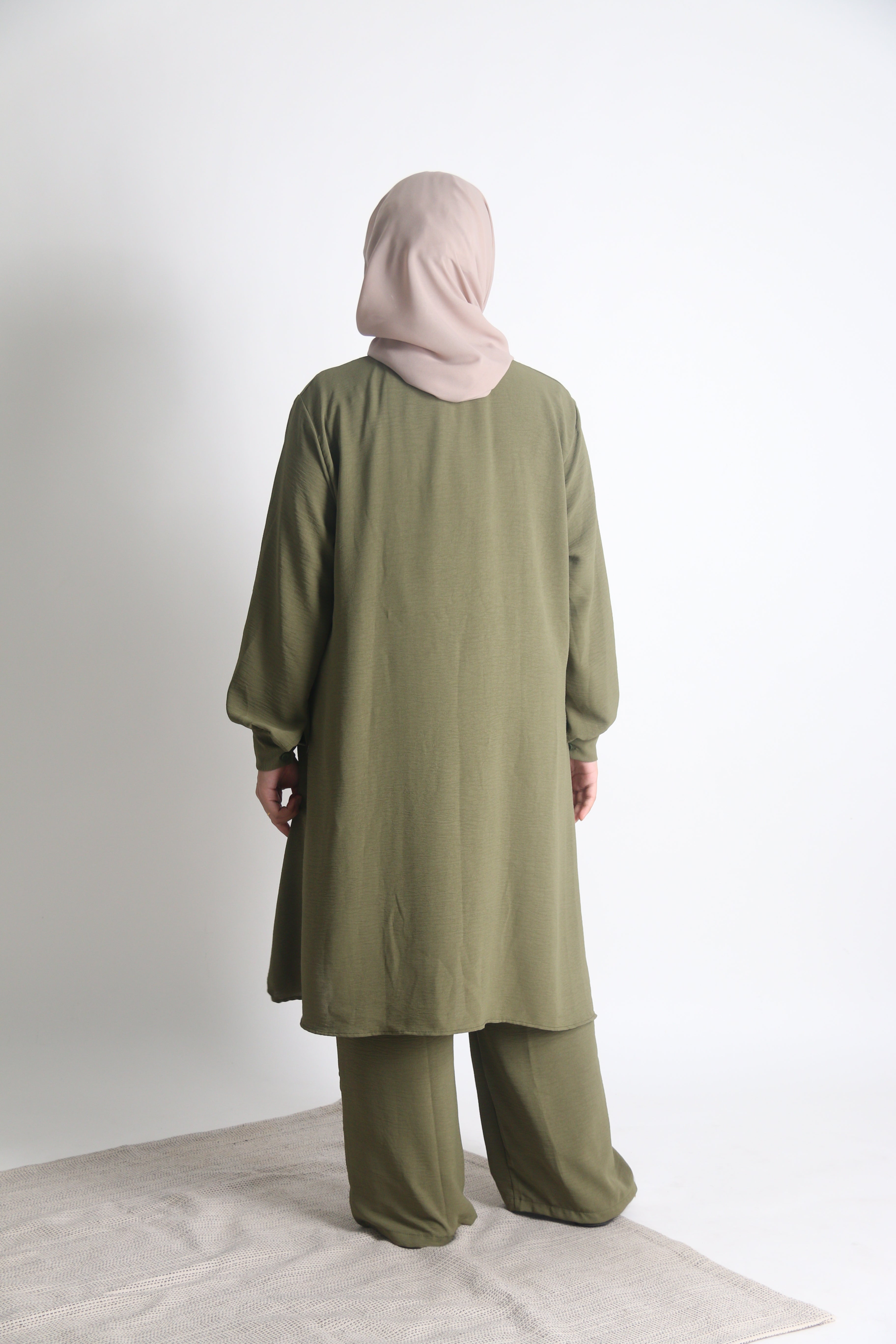 Women's Ironless 2 Pieces Outfit Long Set (Olive Green)