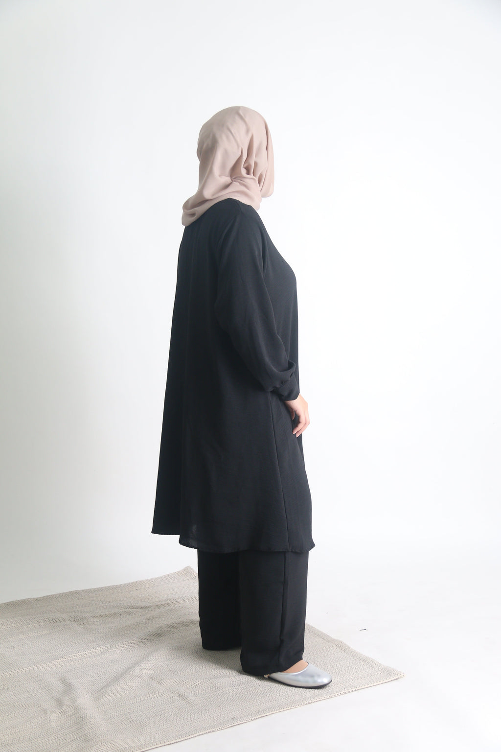 Women's Ironless 2 Pieces Outfit Long Set (Black)
