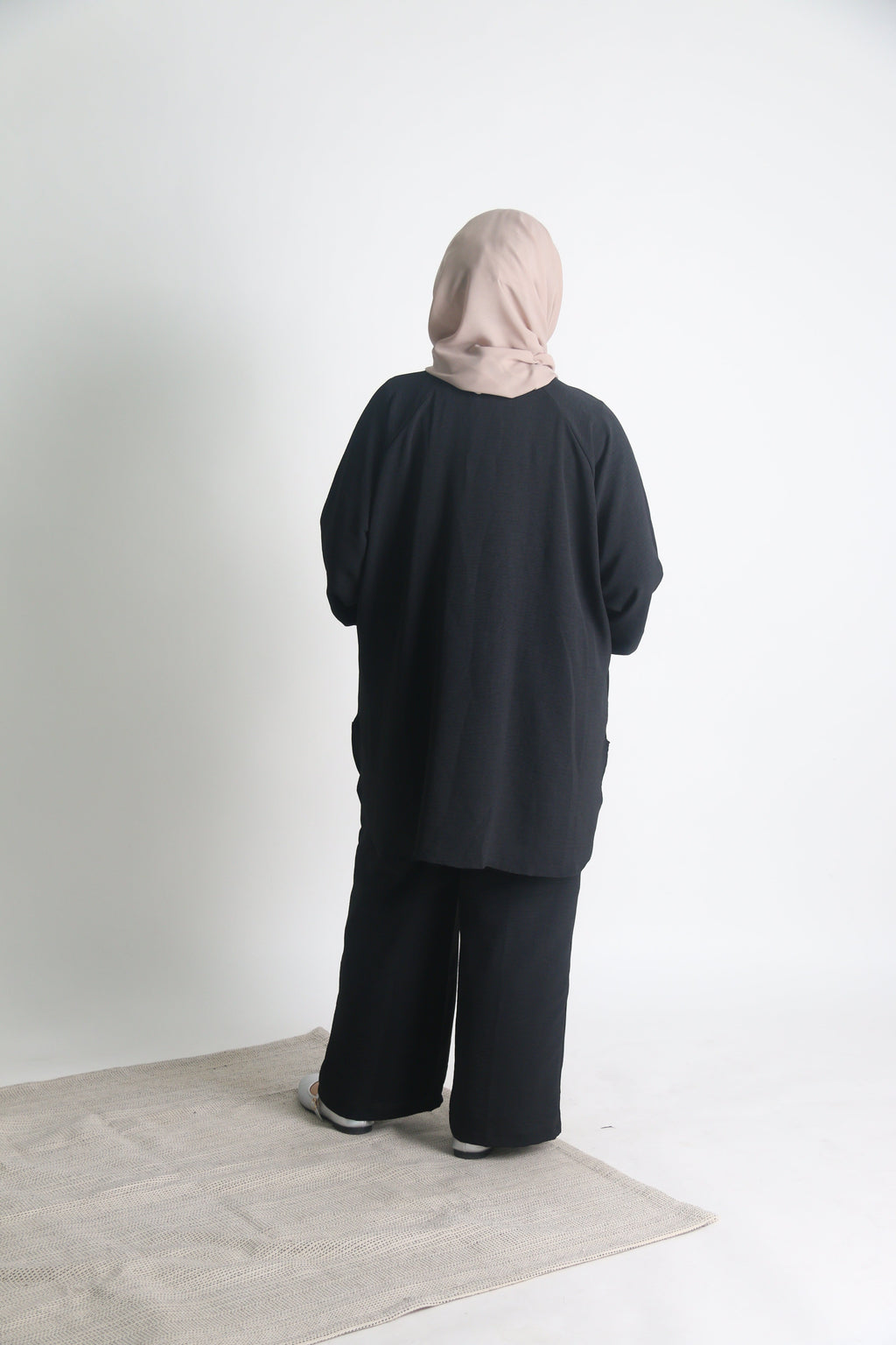 Women's Ironless 2 Pieces Outfit Set (Black)