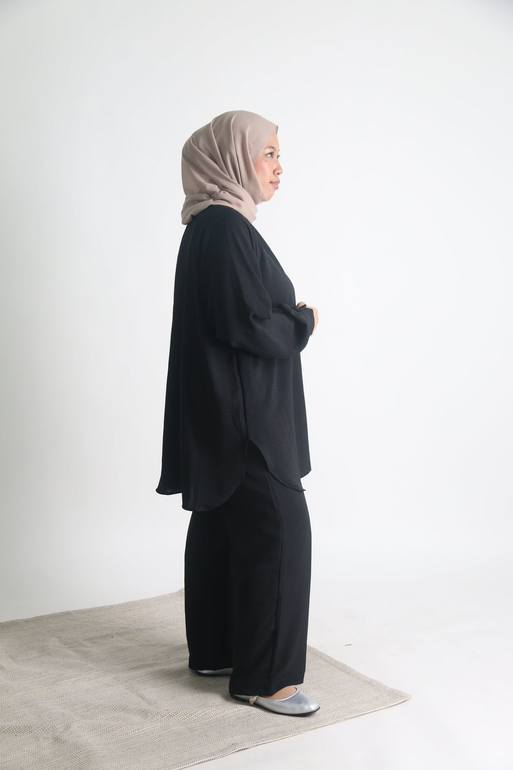 Women's Ironless 2 Pieces Outfit Set (Black)