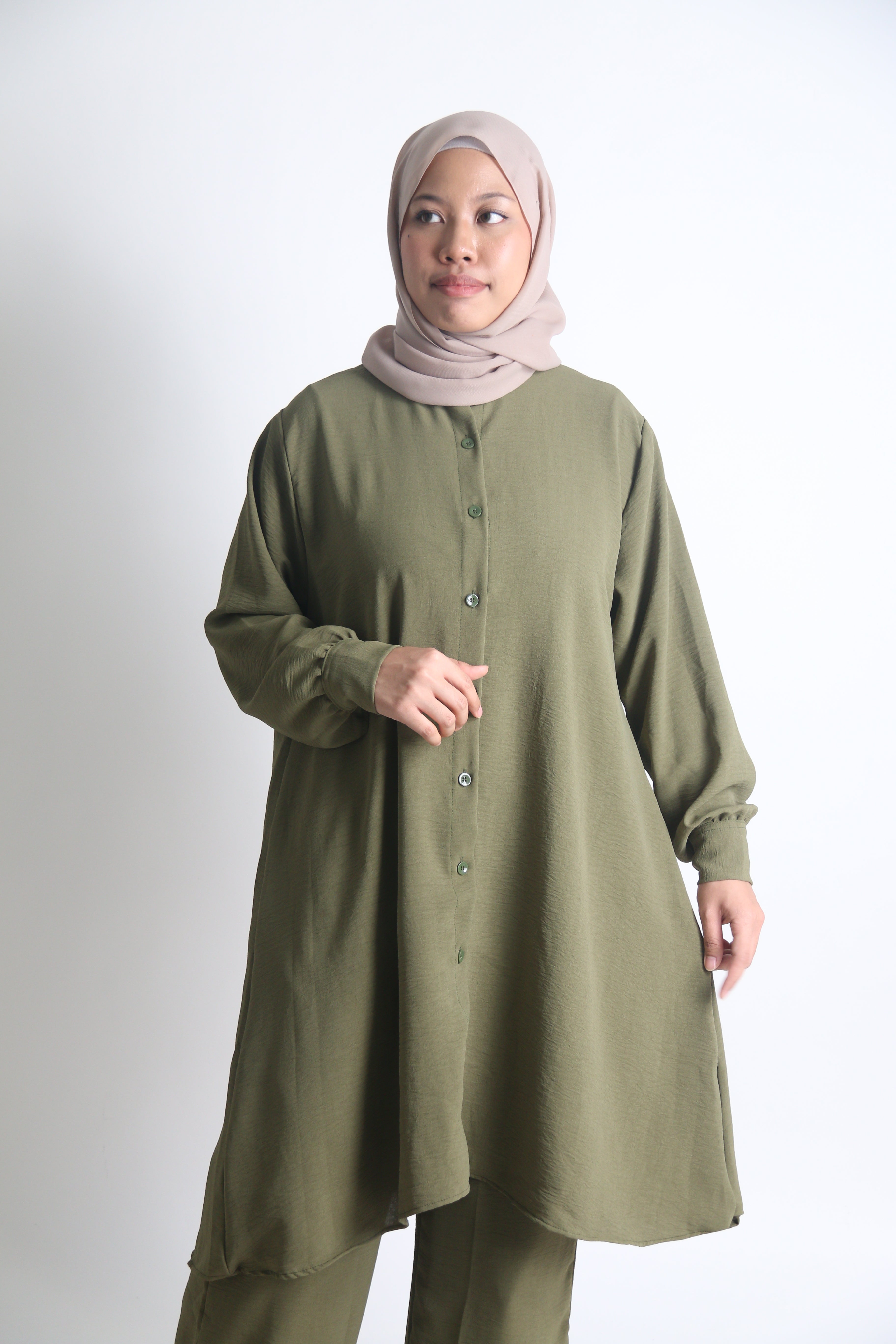 Women's Ironless 2 Pieces Outfit Long Set (Olive Green)