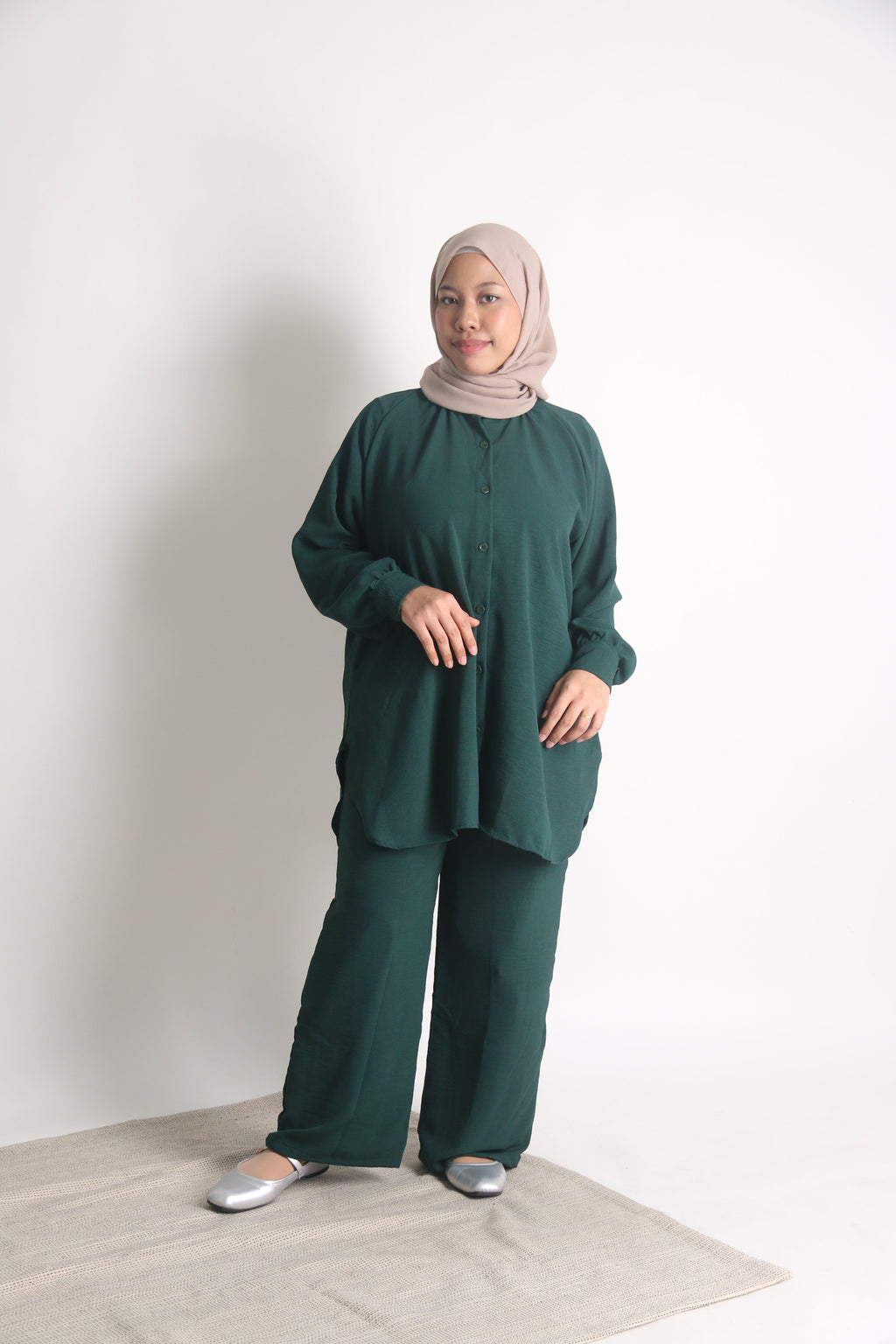 Women's Ironless 2 Pieces Outfit Set (Dark Green)