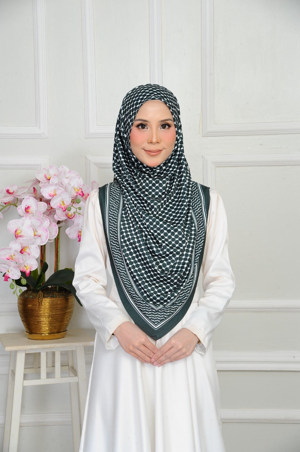 Kufiyyeh Instant V Shape Hijab