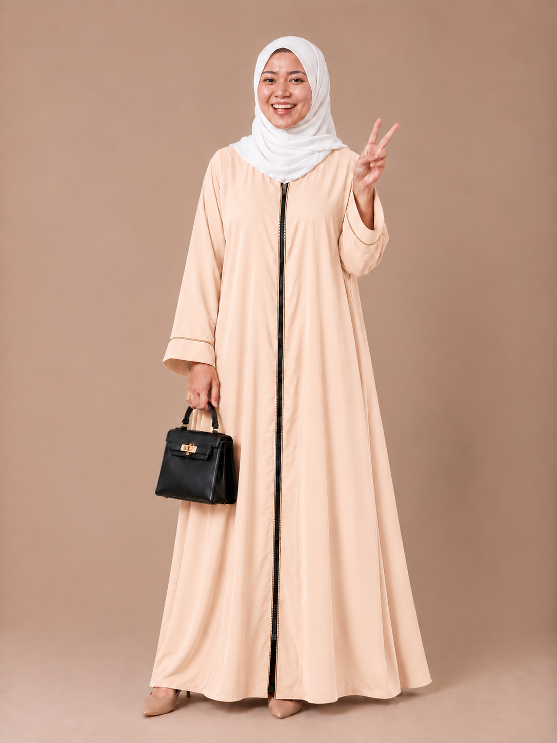 Mom & daughter Aeisha Essential Classic daily zipped - fully opened front abaya