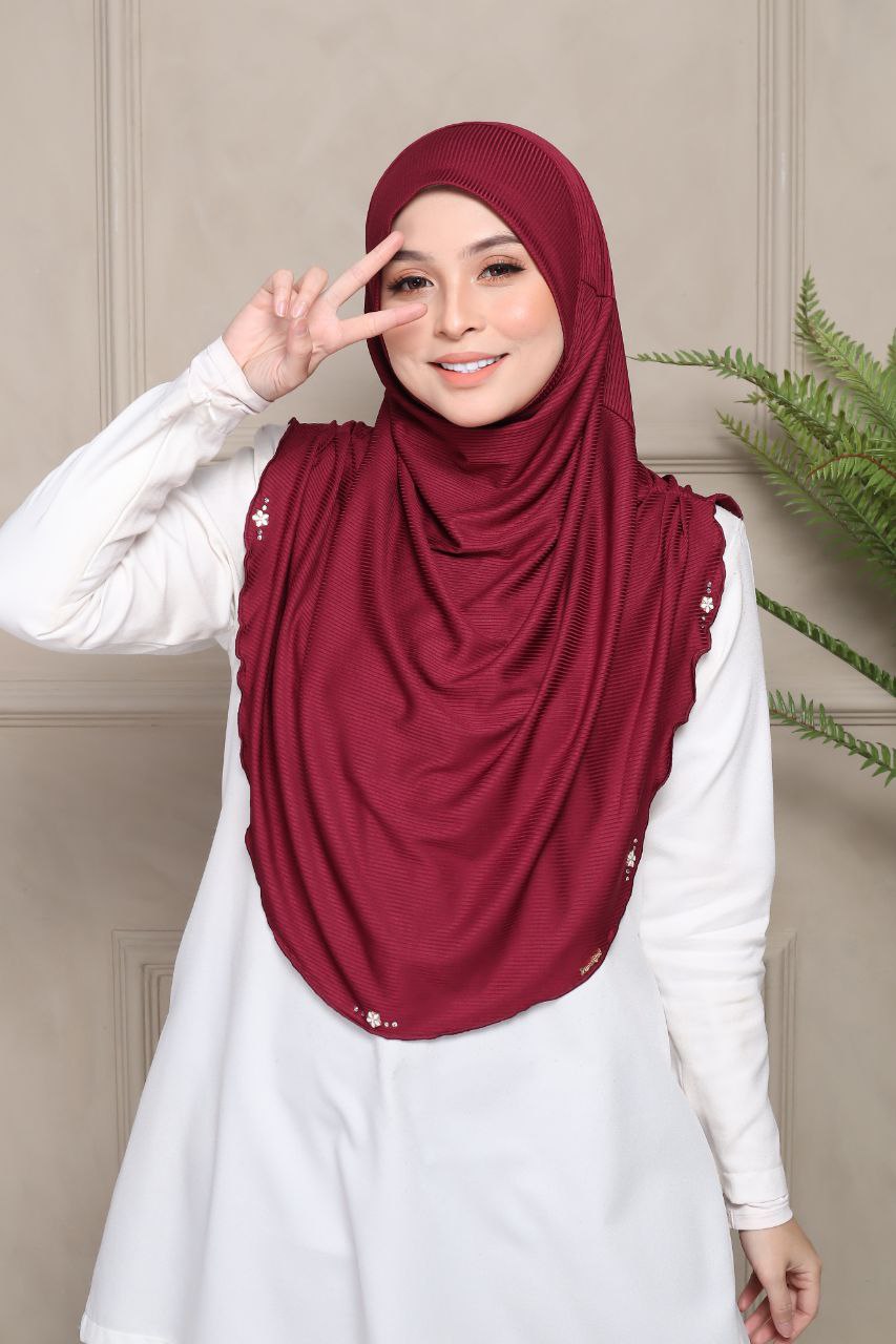 Instant Hijab Cotton Ribbed Dalila with cute floral at side