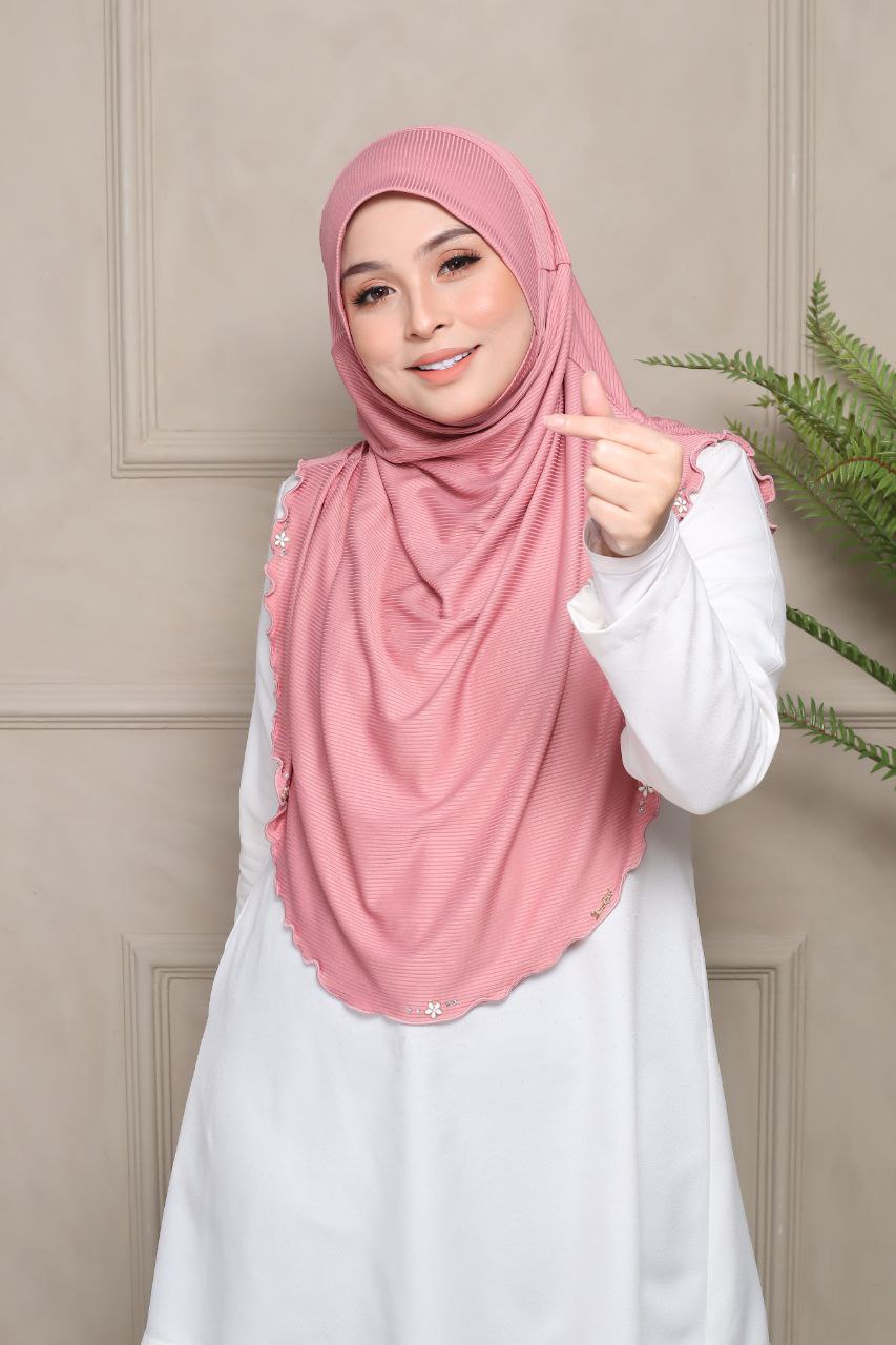 Instant Hijab Cotton Ribbed Dalila with cute floral at side