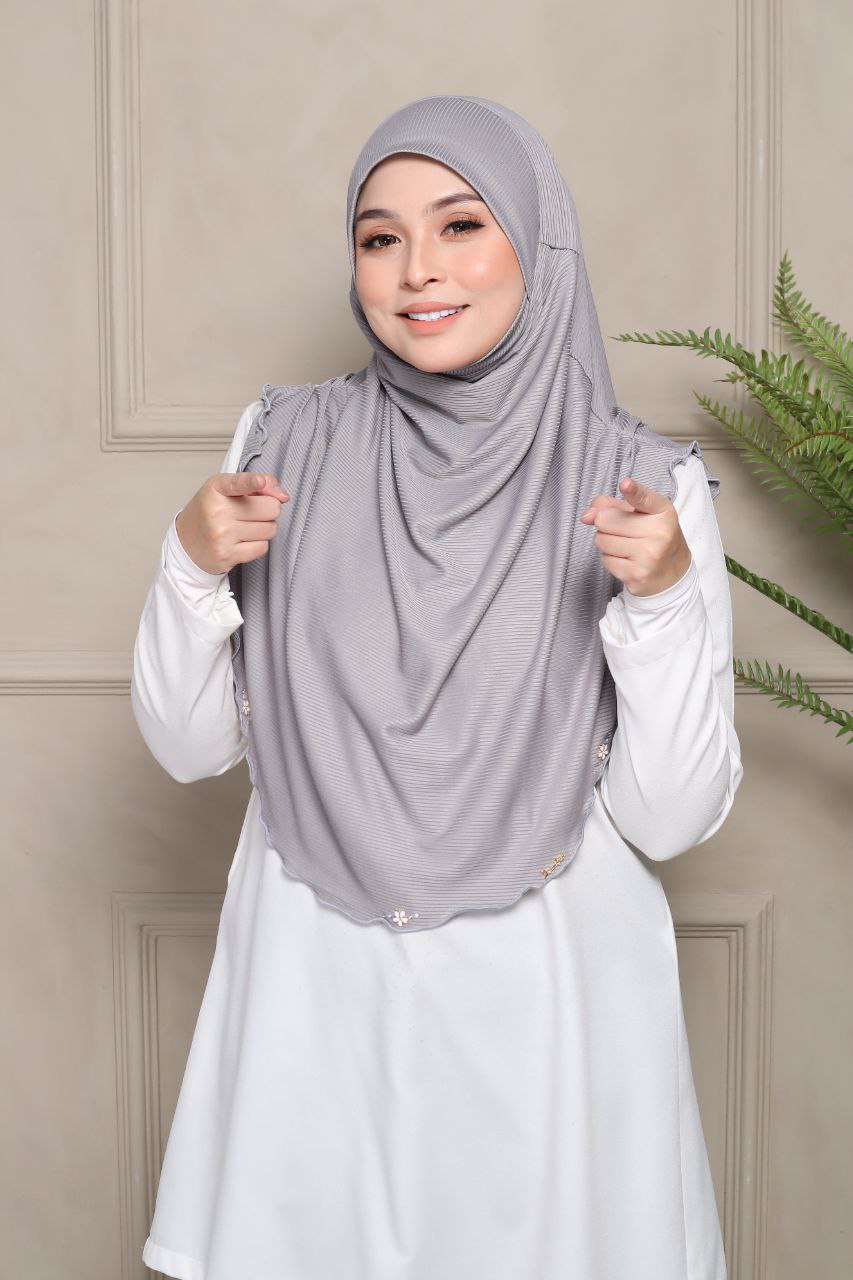 Instant Hijab Cotton Ribbed Dalila with cute floral at side