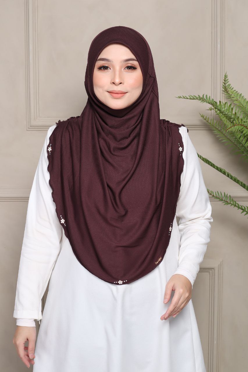 Instant Hijab Cotton Ribbed Dalila with cute floral at side