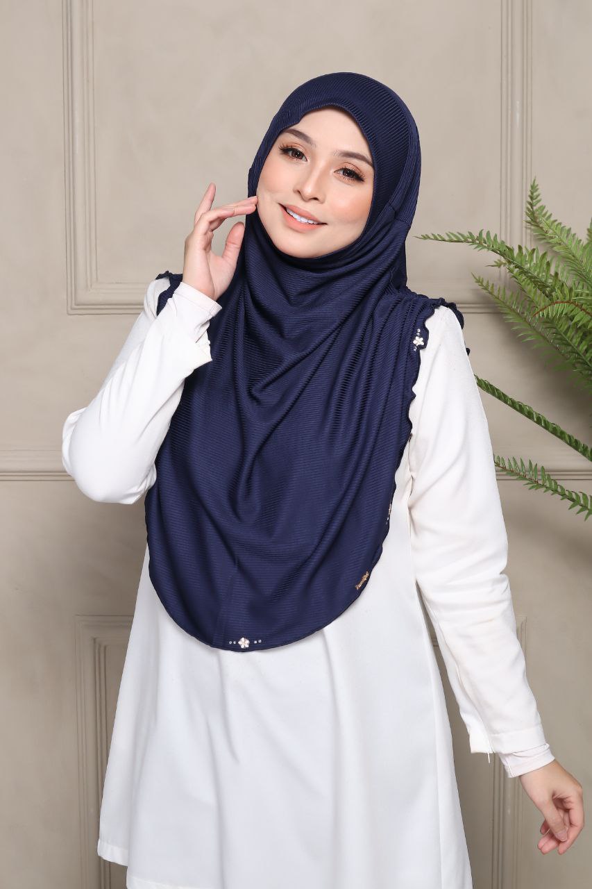 Instant Hijab Cotton Ribbed Dalila with cute floral at side
