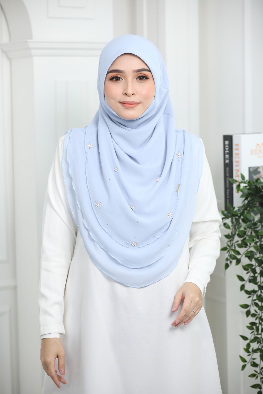 ADULTS Instant Hijab with 3 Layered Design Easy to wear and looks elegant Solid Color MUSLIMAH