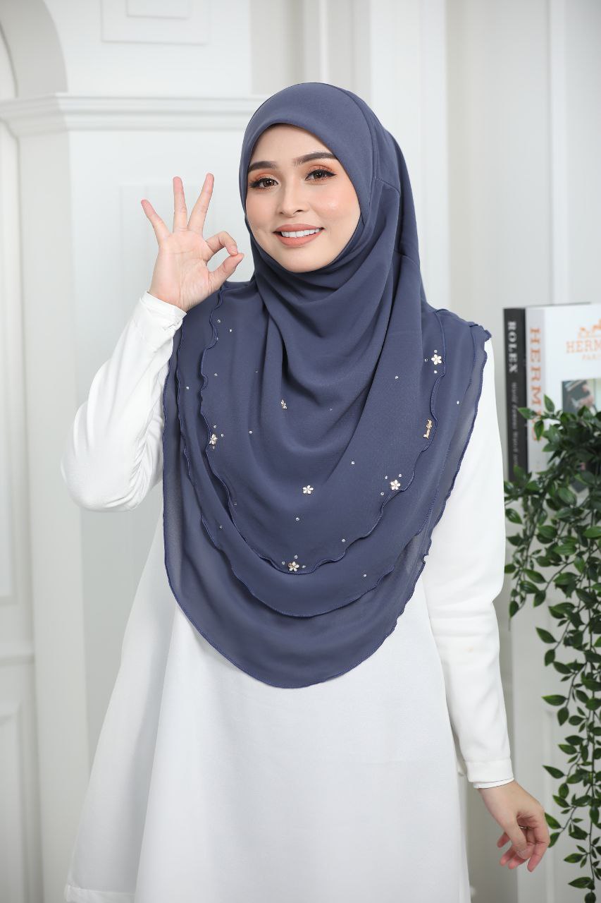 ADULTS Instant Hijab with 3 Layered Design Easy to wear and looks elegant Solid Color MUSLIMAH