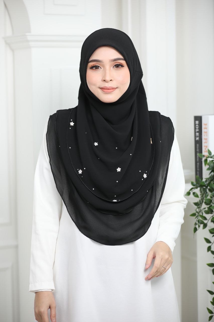 ADULTS Instant Hijab with 3 Layered Design Easy to wear and looks elegant Solid Color MUSLIMAH