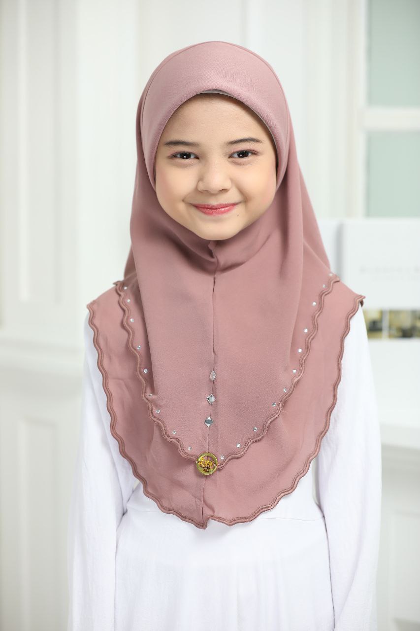 Soft Chiffon Muslim One Piece Pull On Instant Hijab Scarves - Available in Various Colors with Lace Detail for Ramadhan and Eid