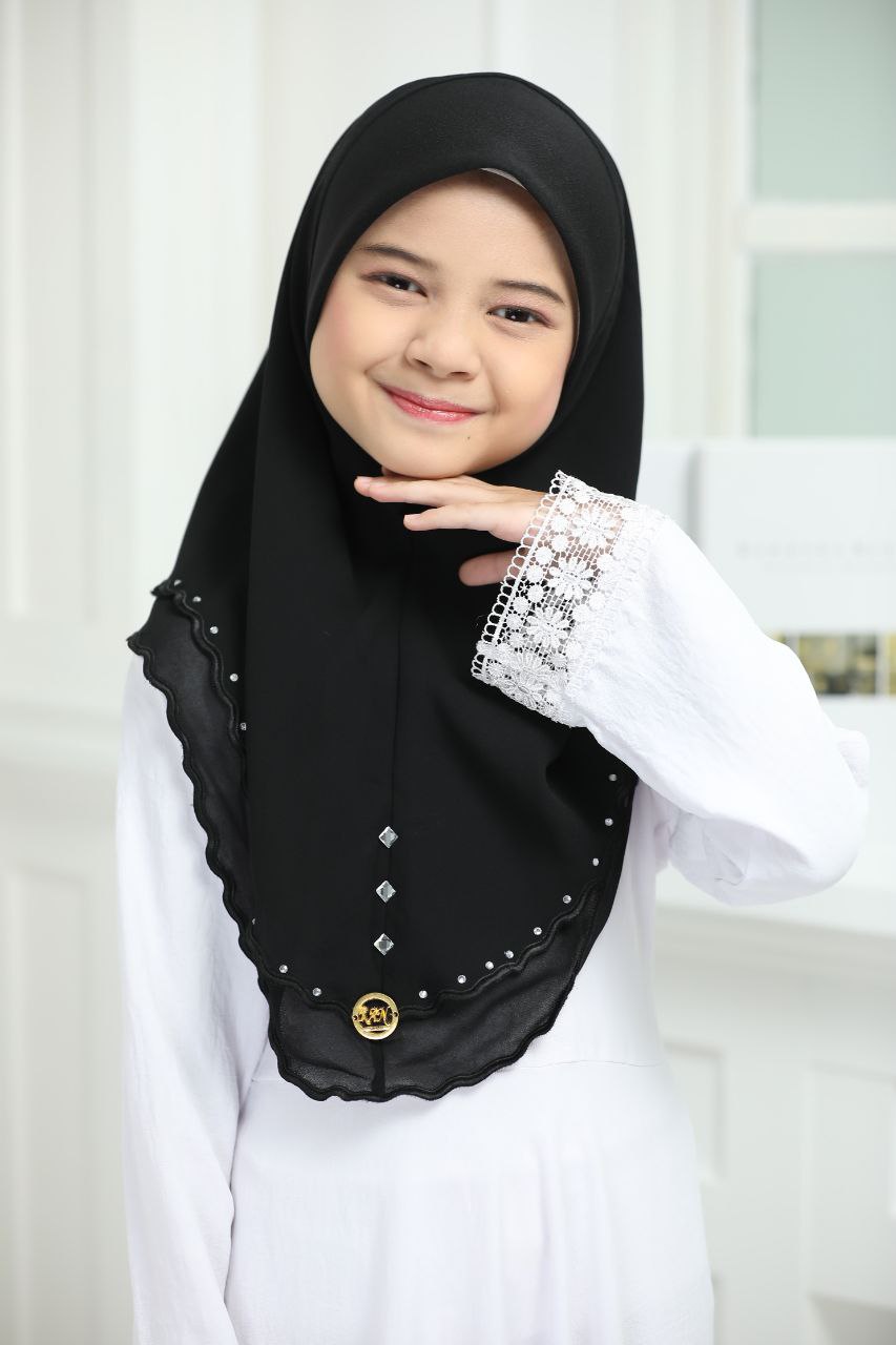Soft Chiffon Muslim One Piece Pull On Instant Hijab Scarves - Available in Various Colors with Lace Detail for Ramadhan and Eid