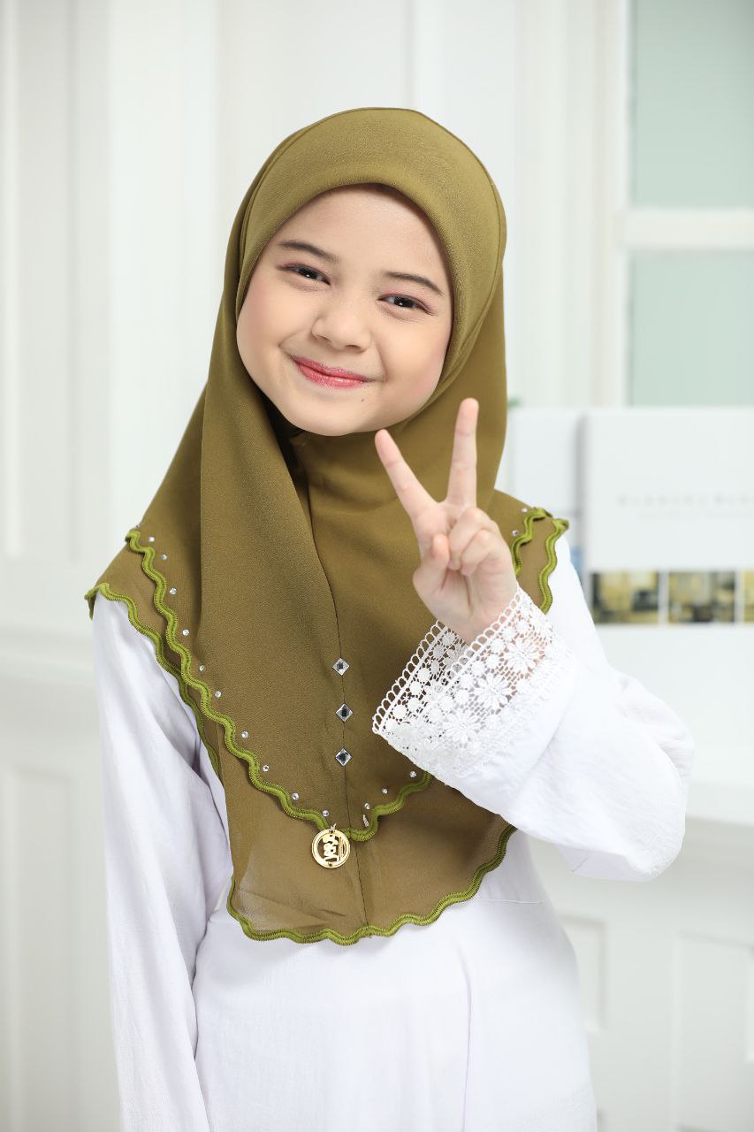 Soft Chiffon Muslim One Piece Pull On Instant Hijab Scarves - Available in Various Colors with Lace Detail for Ramadhan and Eid