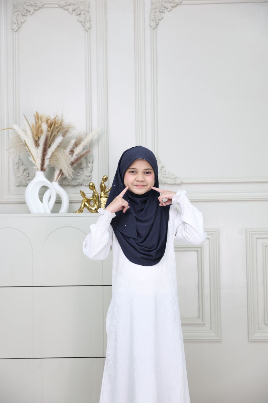Kids Instant hijab shawl slip-on jersey . Breathable and comfortable